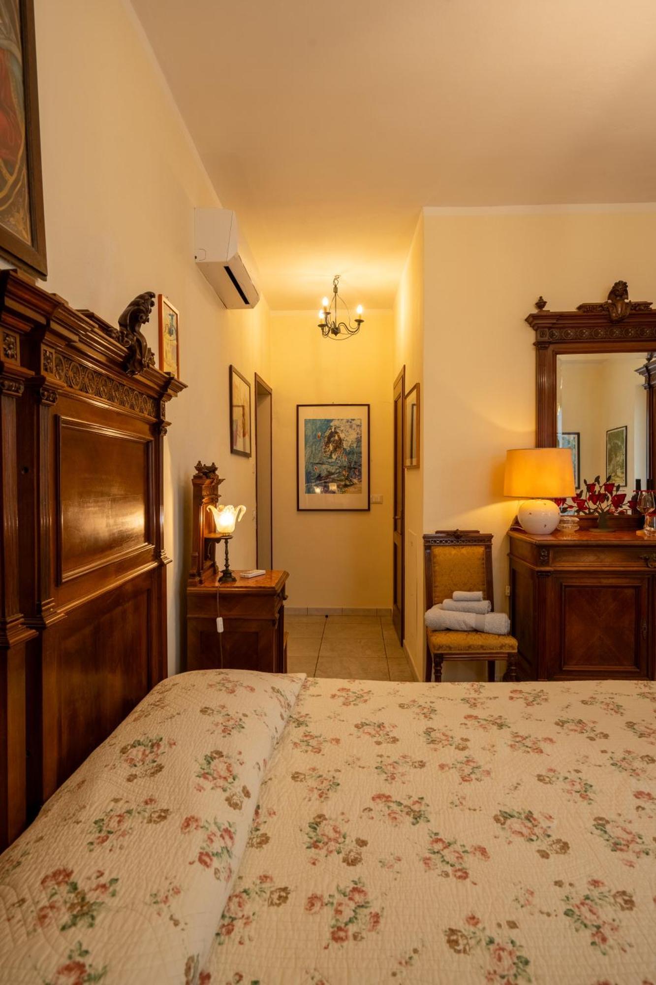 Borgo Santuletta Villa Santa Giuletta ภายนอก รูปภาพ